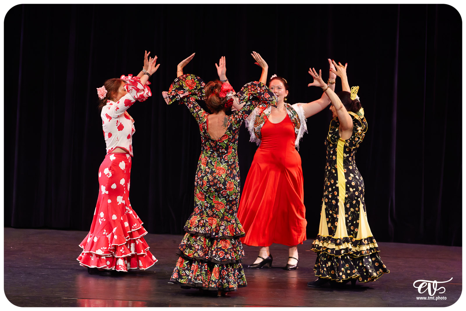 ECOLE DE DANSE CÉCILE ADAMOW